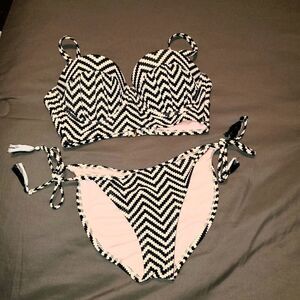 Xhilaration Pink & Black print Bikini